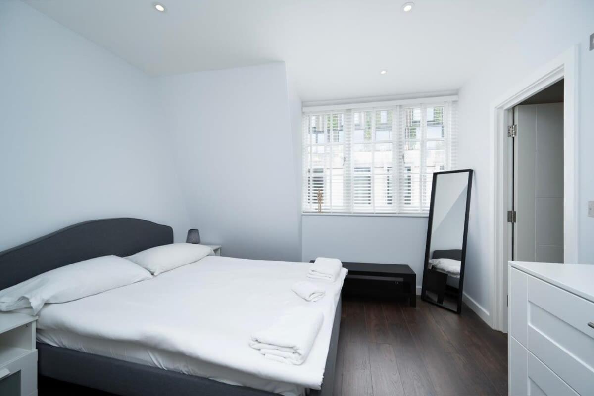 Stylish 3Br Flat In The Heart Of Soho London 아파트 외부 사진