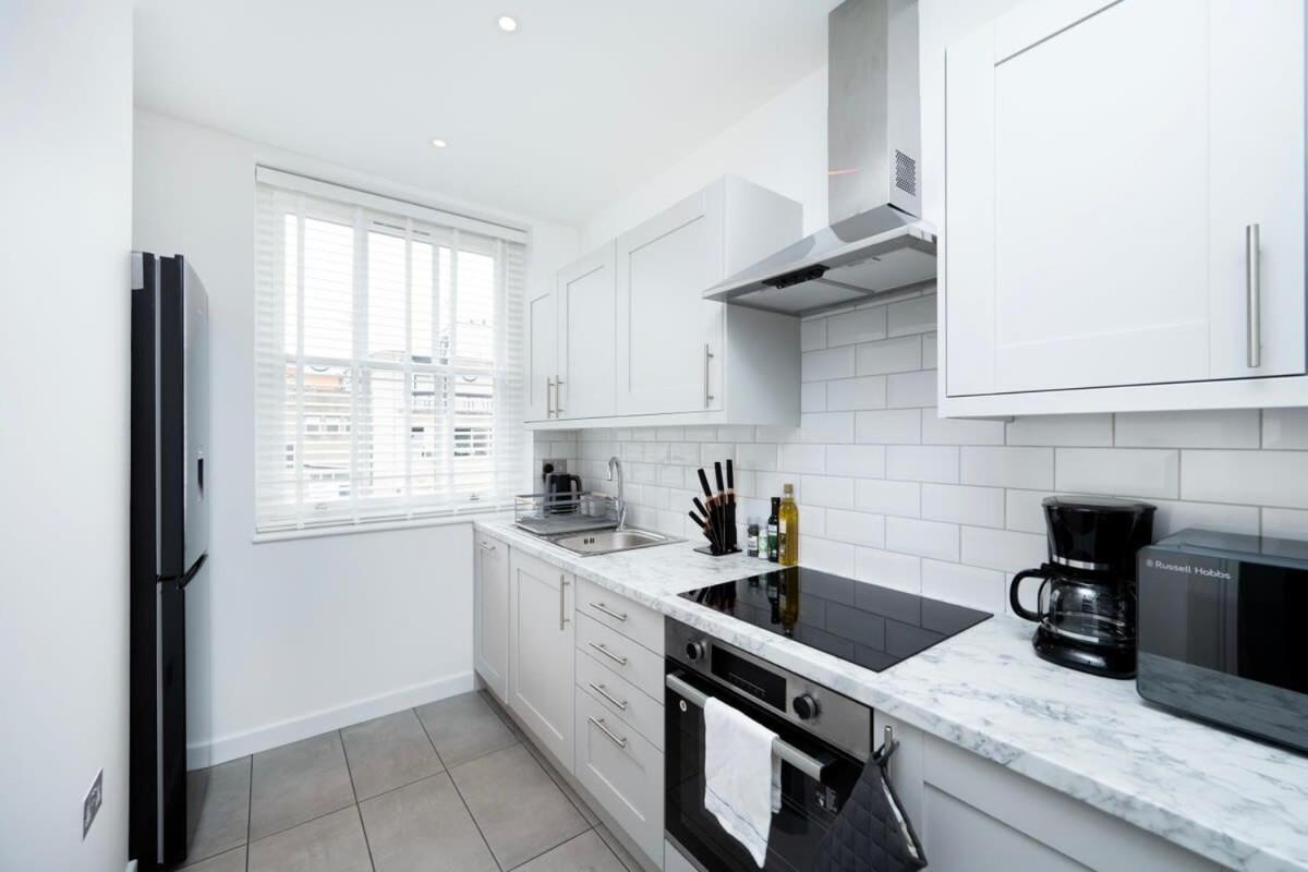 Stylish 3Br Flat In The Heart Of Soho London 아파트 외부 사진